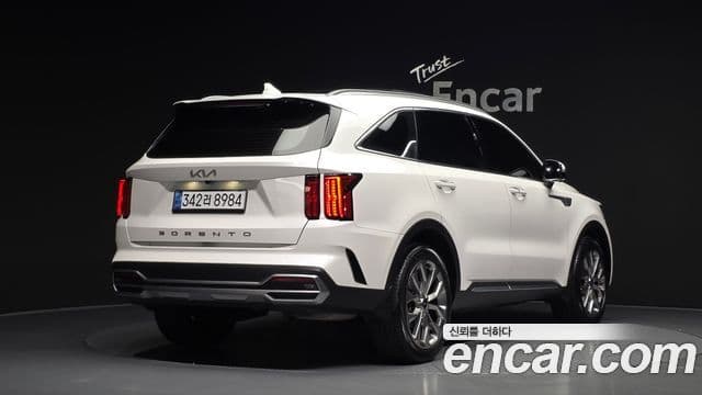 Kia Sorento 2021 — ფოტო 2/20