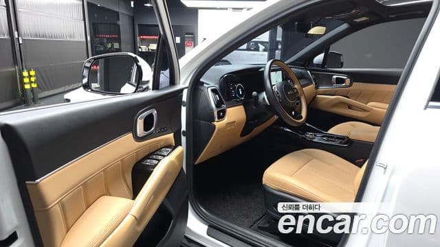 Kia Sorento 2021 — фото 10 из 20