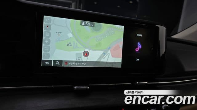 Kia Carnival 2022 — фото 14 из 20