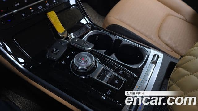 Kia Carnival 2020 — ფოტო 9/20