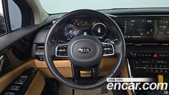 Kia Carnival 2020 — ფოტო 13/20