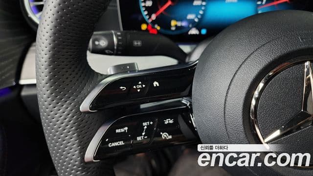 Mercedes-Benz E-Class 2023 — Şəkil 17/20