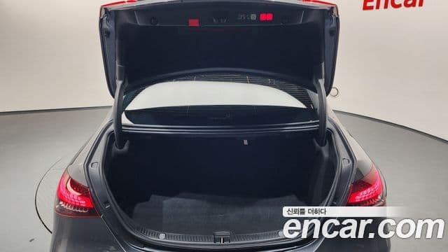 Mercedes-Benz E-Class 2023 — Şəkil 20/20