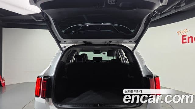 Kia Sorento 2021 — ფოტო 20/20