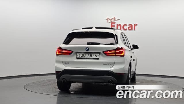 BMW X1 2018 — Şəkil 4/20