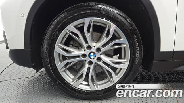 BMW X1 2018 — Şəkil 5/20