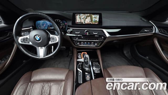 BMW 5 Series 2019 — Şəkil 7/20