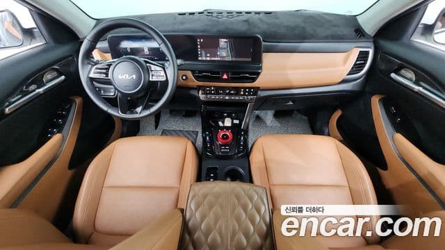 Kia Seltos 2023 — Şəkil 7/20
