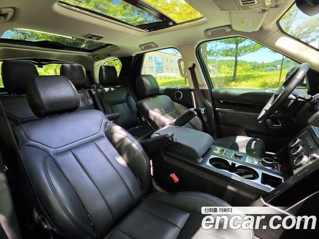 Land Rover Discovery 5 2019 — ფოტო 12/20