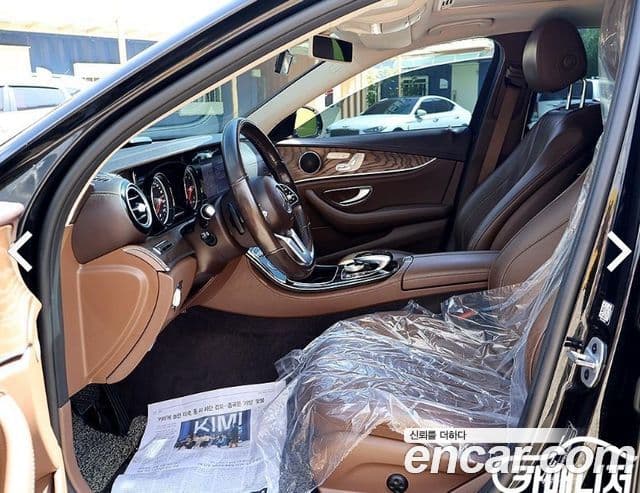 Mercedes-Benz E-Class 2019 — Şəkil 10/19