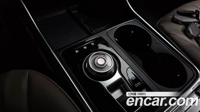 Kia Carnival 2024 — ფოტო 9/20