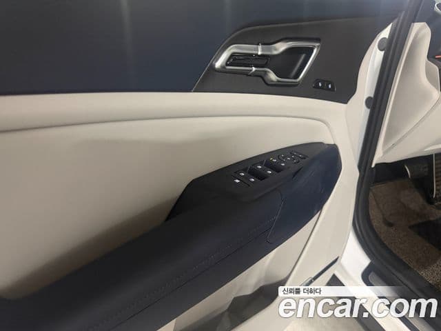 Kia Sportage 2025 — ფოტო 4/17