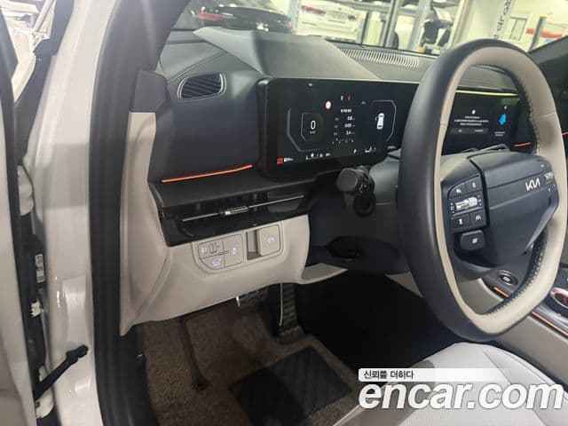 Kia Sportage 2025 — ფოტო 10/17