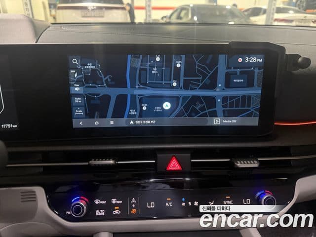 Kia Sportage 2025 — ფოტო 12/17