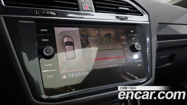 Volkswagen Tiguan 2020 — фото 14 из 20