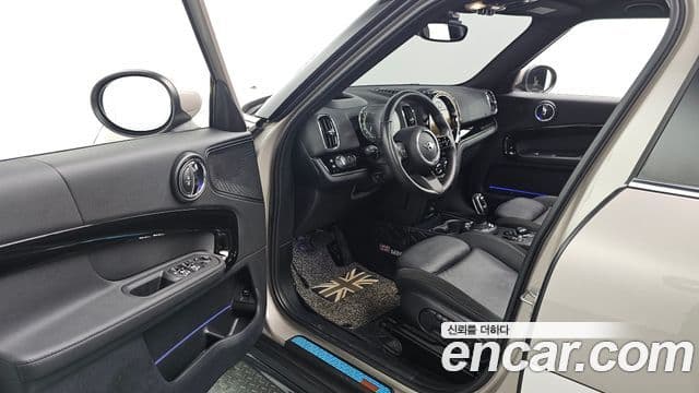 Mini Cooper Countryman 2024 — ფოტო 8/20