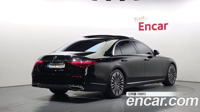 Mercedes-Benz S-Class 2021 — ფოტო 2/20