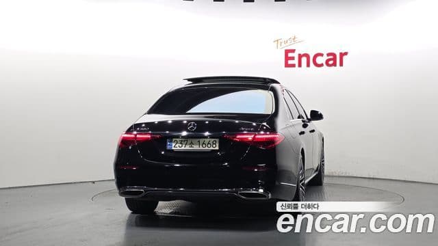 Mercedes-Benz S-Class 2021 — ფოტო 4/20