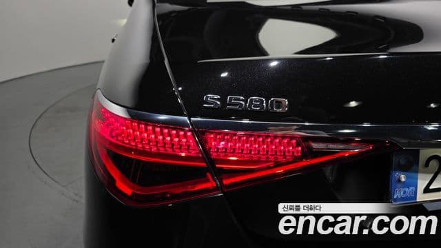 Mercedes-Benz S-Class 2021 — Şəkil 8/38