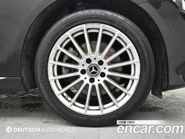 Mercedes-Benz E-Class 2021 — Şəkil 4/20