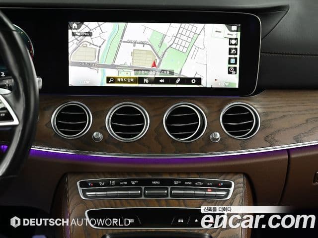 Mercedes-Benz E-Class 2021 — Şəkil 14/20