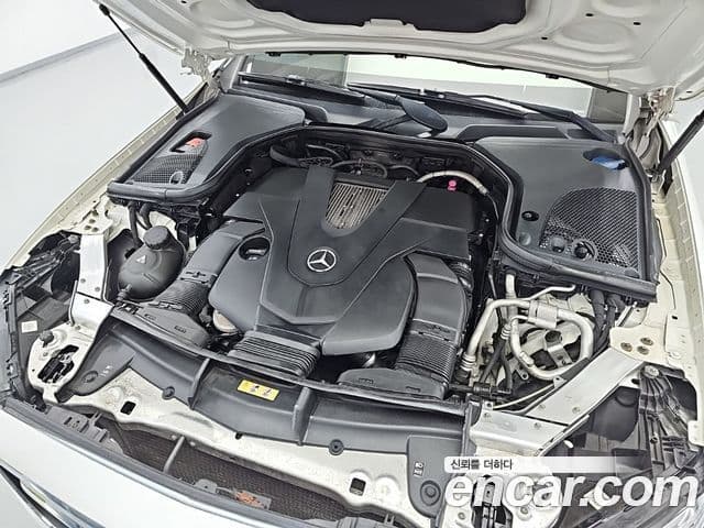 Mercedes-Benz E-Class 2020 — Şəkil 4/10