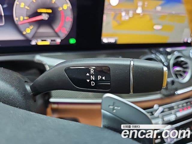 Mercedes-Benz E-Class 2020 — Şəkil 7/10