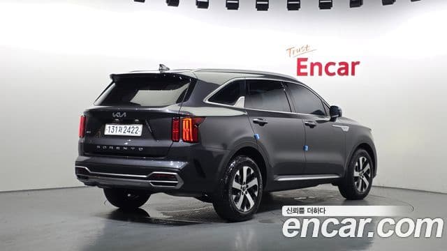 Kia Sorento 2022 — фото 2 из 20