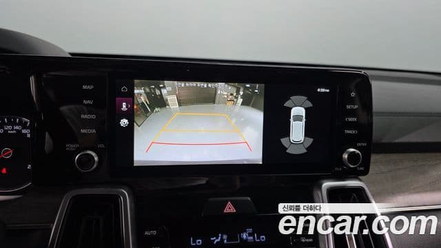 Kia Sorento 2022 — фото 16 из 20