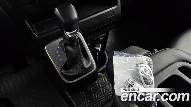 Hyundai Staria 2021 — Şəkil 9/20