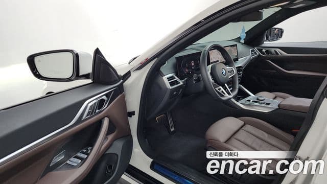 BMW 4 Series 2025 — ფოტო 10/20