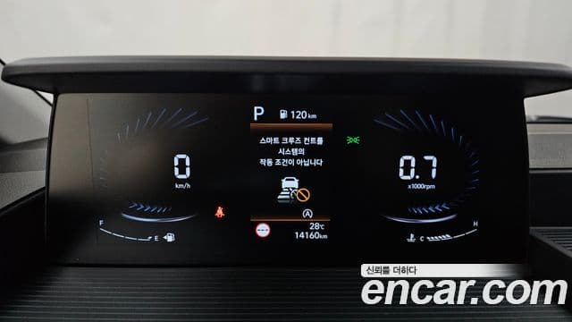 Hyundai Staria 2022 — ფოტო 8/20
