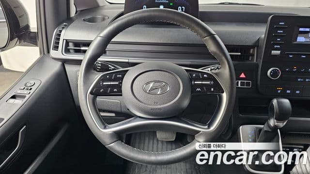 Hyundai Staria 2022 — ფოტო 12/20