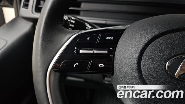 Hyundai Staria 2022 — ფოტო 15/20