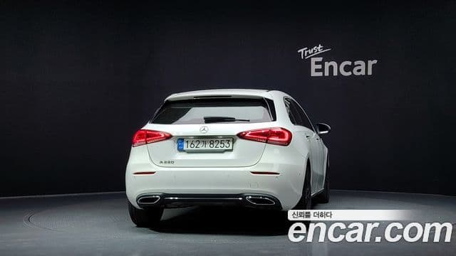 Mercedes-Benz A-Class 2021 — ფოტო 4/20