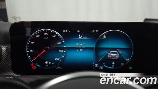 Mercedes-Benz A-Class 2021 — ფოტო 8/20