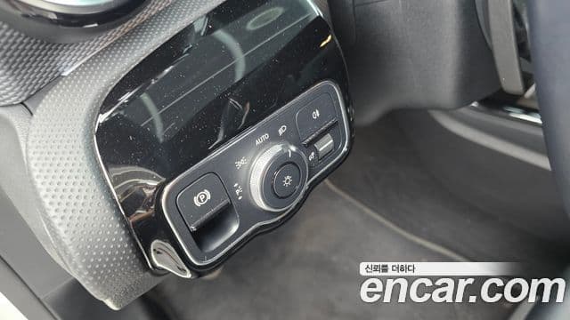 Mercedes-Benz A-Class 2021 — ფოტო 18/20