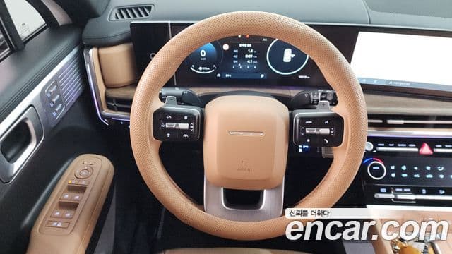 Hyundai Santa Fe 2025 — ფოტო 8/20