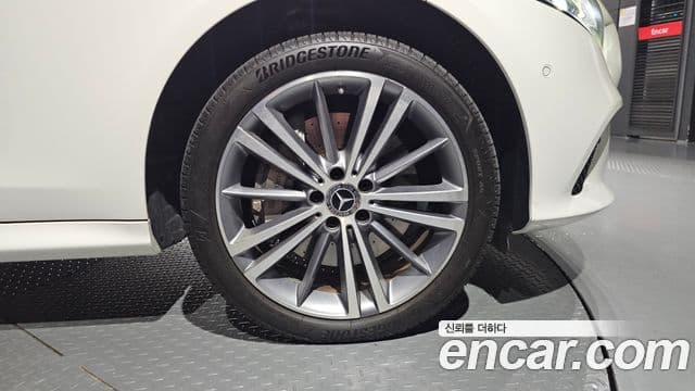 Mercedes-Benz CLS-Class 2019 — Şəkil 8/35