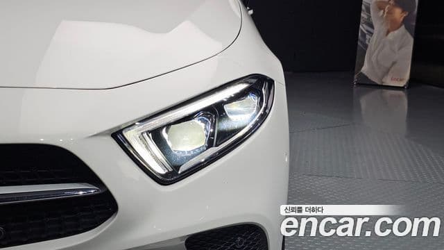 Mercedes-Benz CLS-Class 2019 — Şəkil 32/35