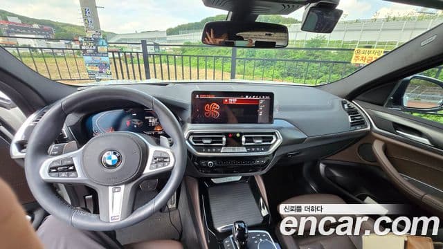 BMW X4 2025 — Фото 6/12