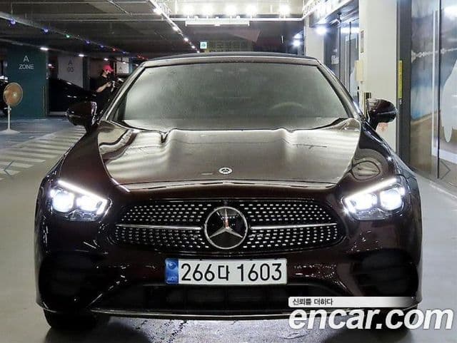 Mercedes-Benz E-Class 2023 — Şəkil 1/10