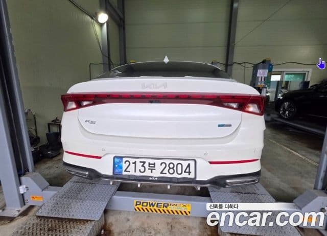 Kia K5 2021 — Şəkil 2/10