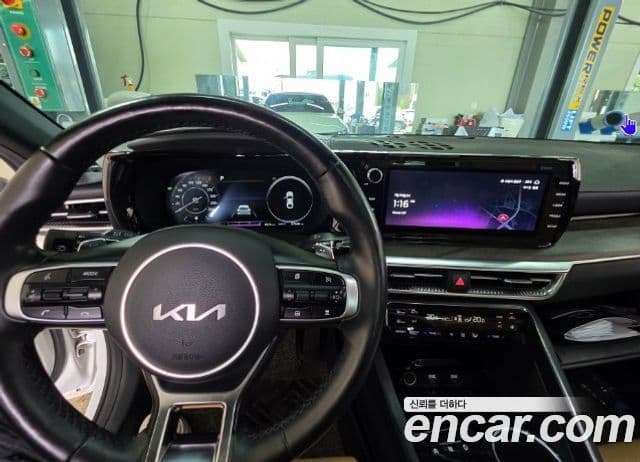 Kia K5 2021 — Şəkil 6/10
