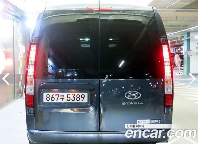 Hyundai Staria 2023 — Фото 5/20