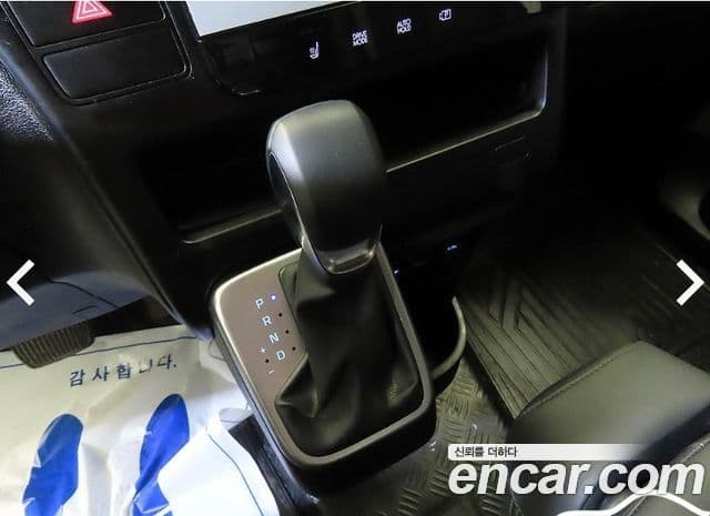 Hyundai Staria 2023 — Фото 12/20