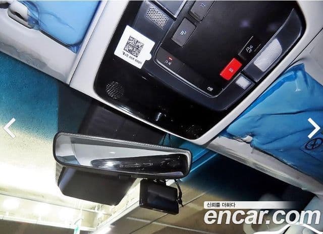 Hyundai Staria 2023 — Фото 17/20