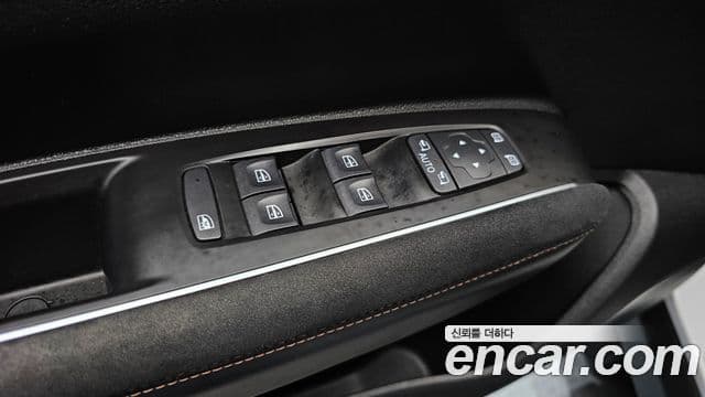 Renault Samsung QM6 2023 — Фото 19/20