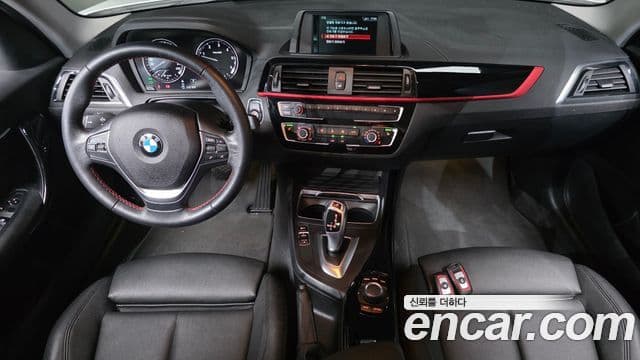 BMW 1 Series 2018 — Şəkil 7/20