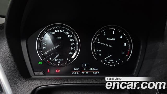BMW 1 Series 2018 — Şəkil 8/20